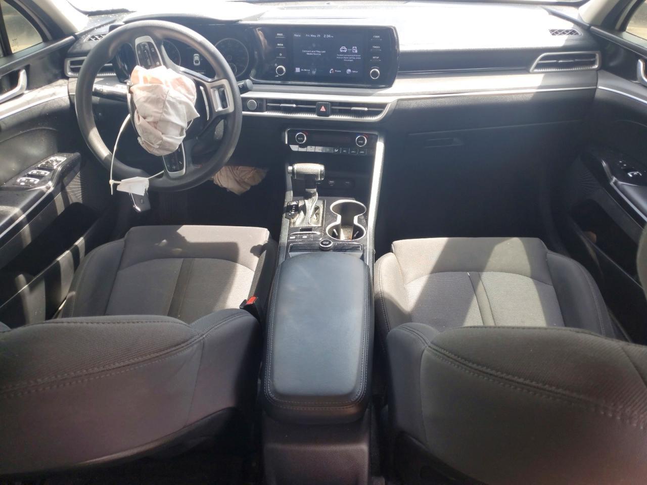 2023 KIA K5