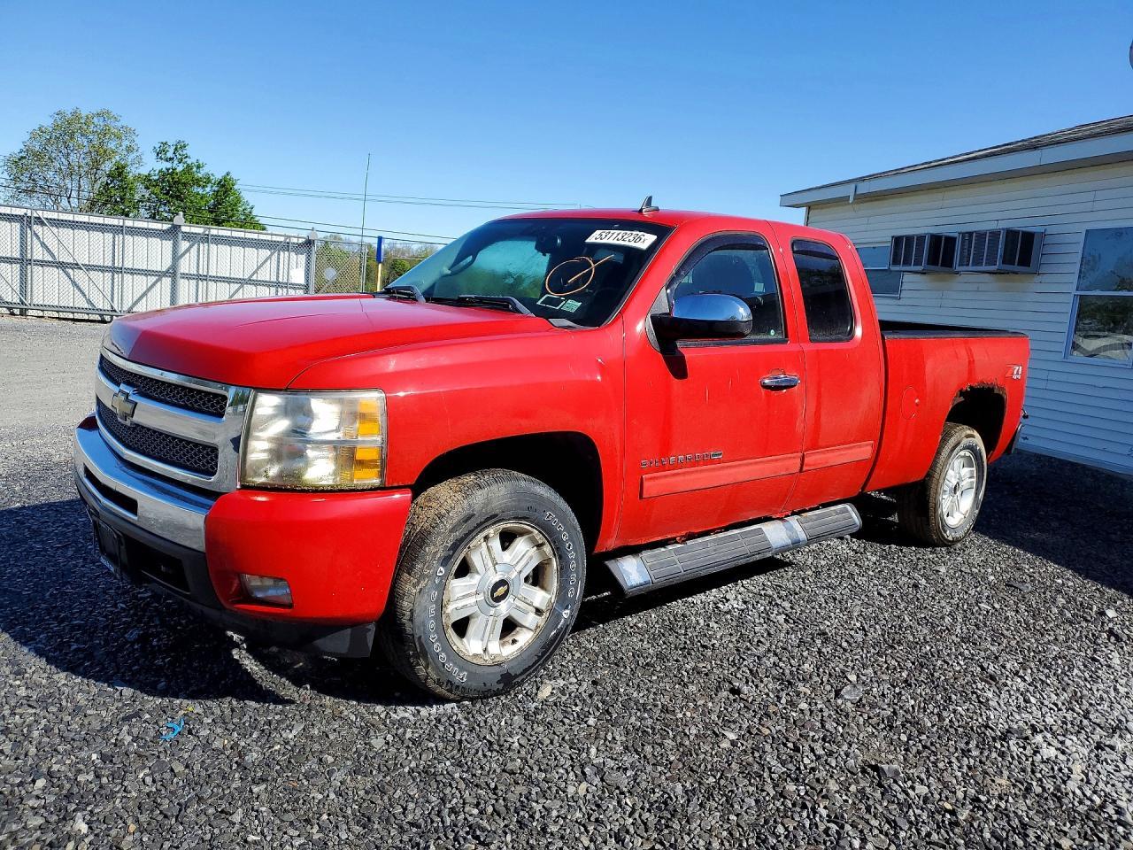 2011 CHEVROLET SILVERADO 1500
