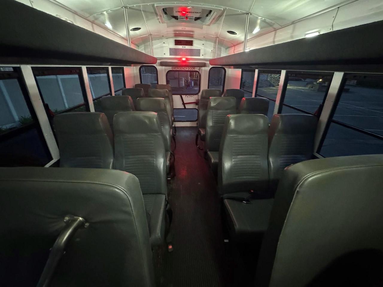 2017 CHEVROLET Express 3500