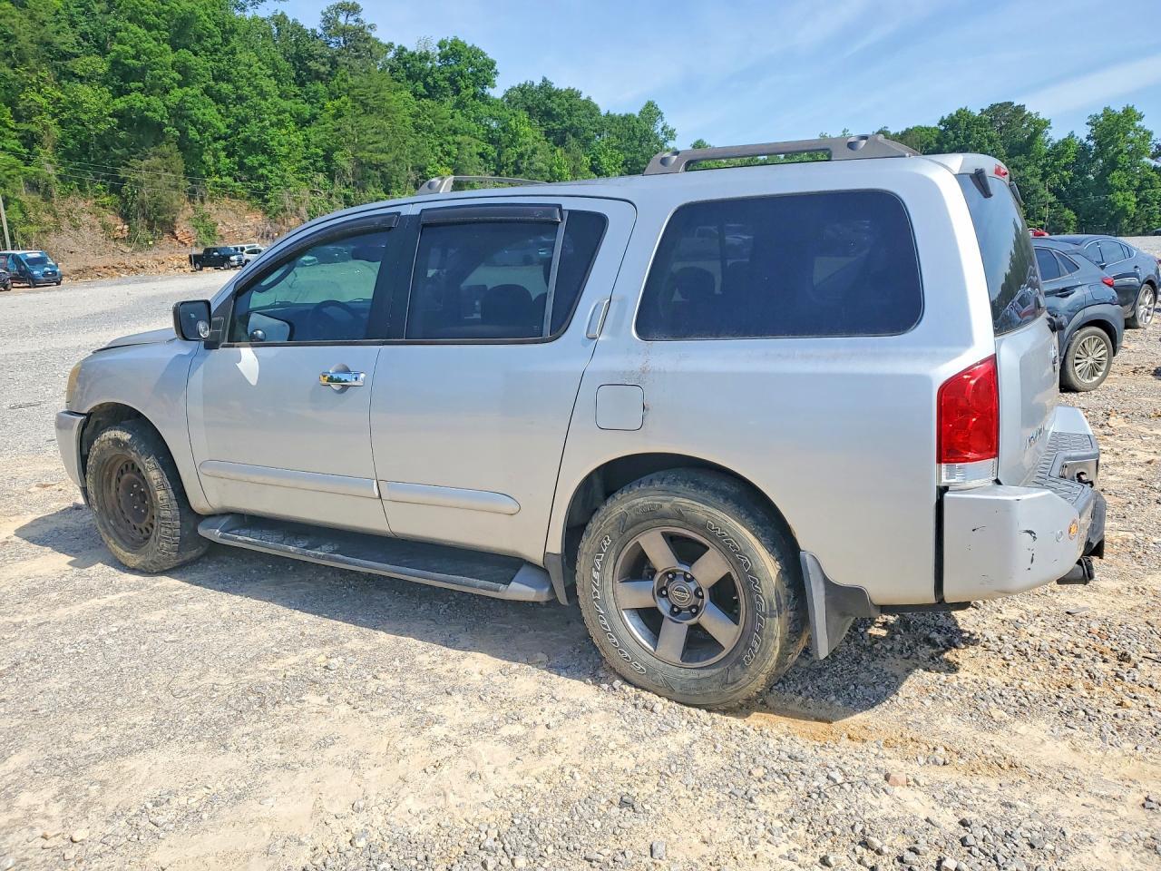 2005 NISSAN Armada