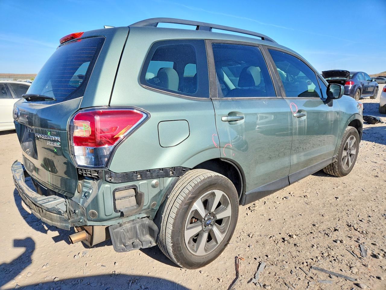 2017 SUBARU FORESTER