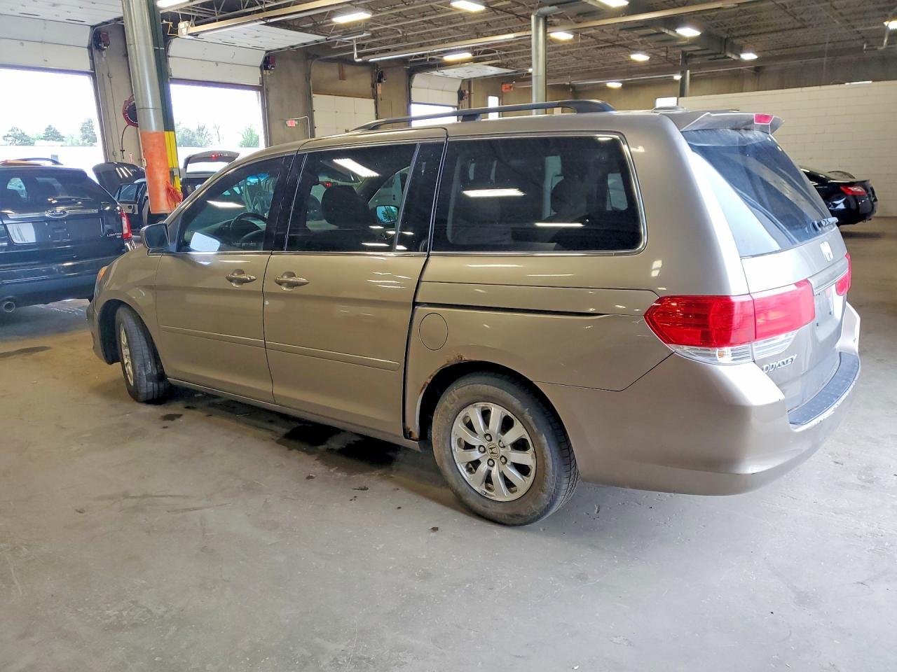2010 HONDA ODYSSEY