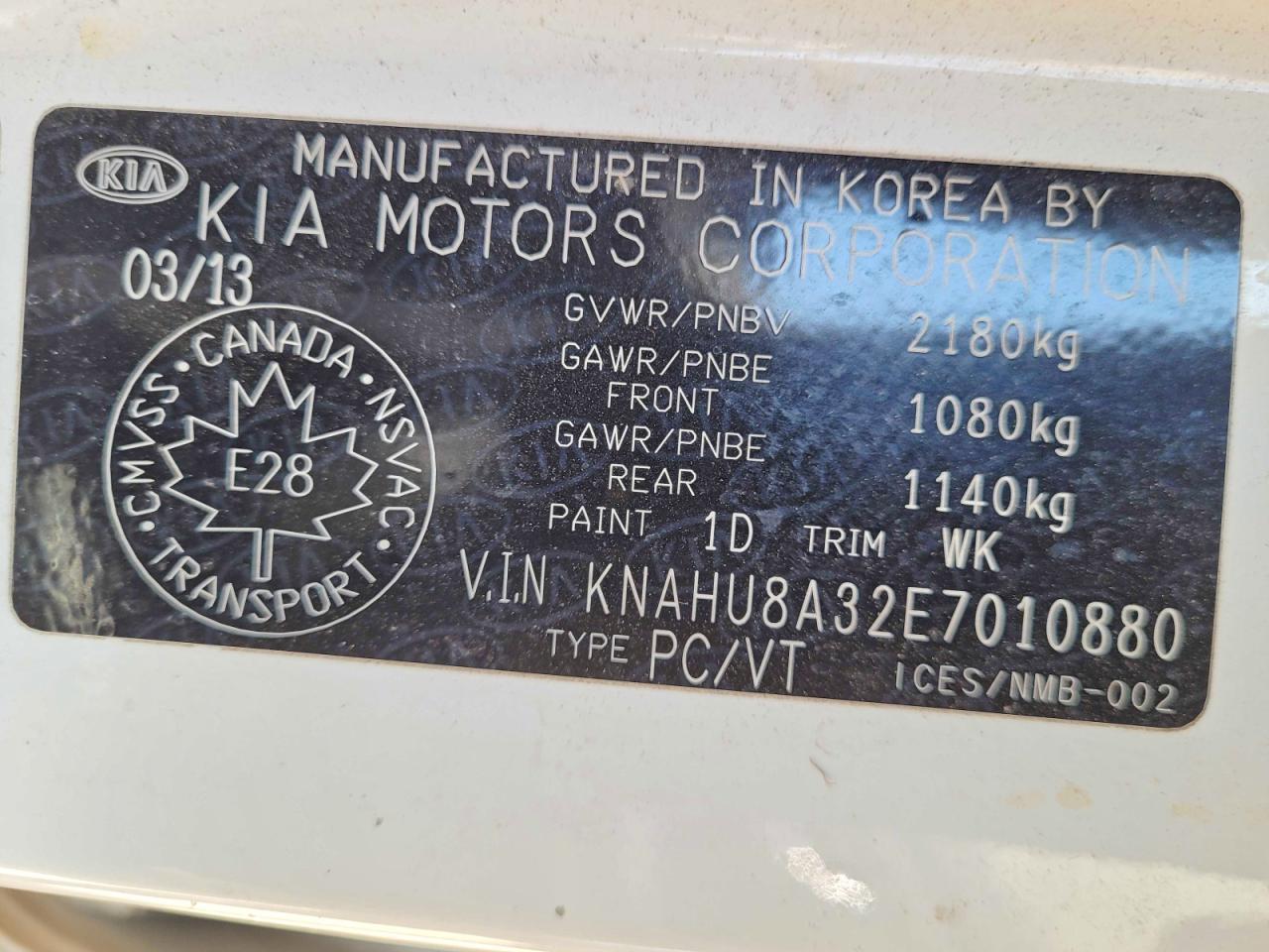 2014 KIA RONDO
