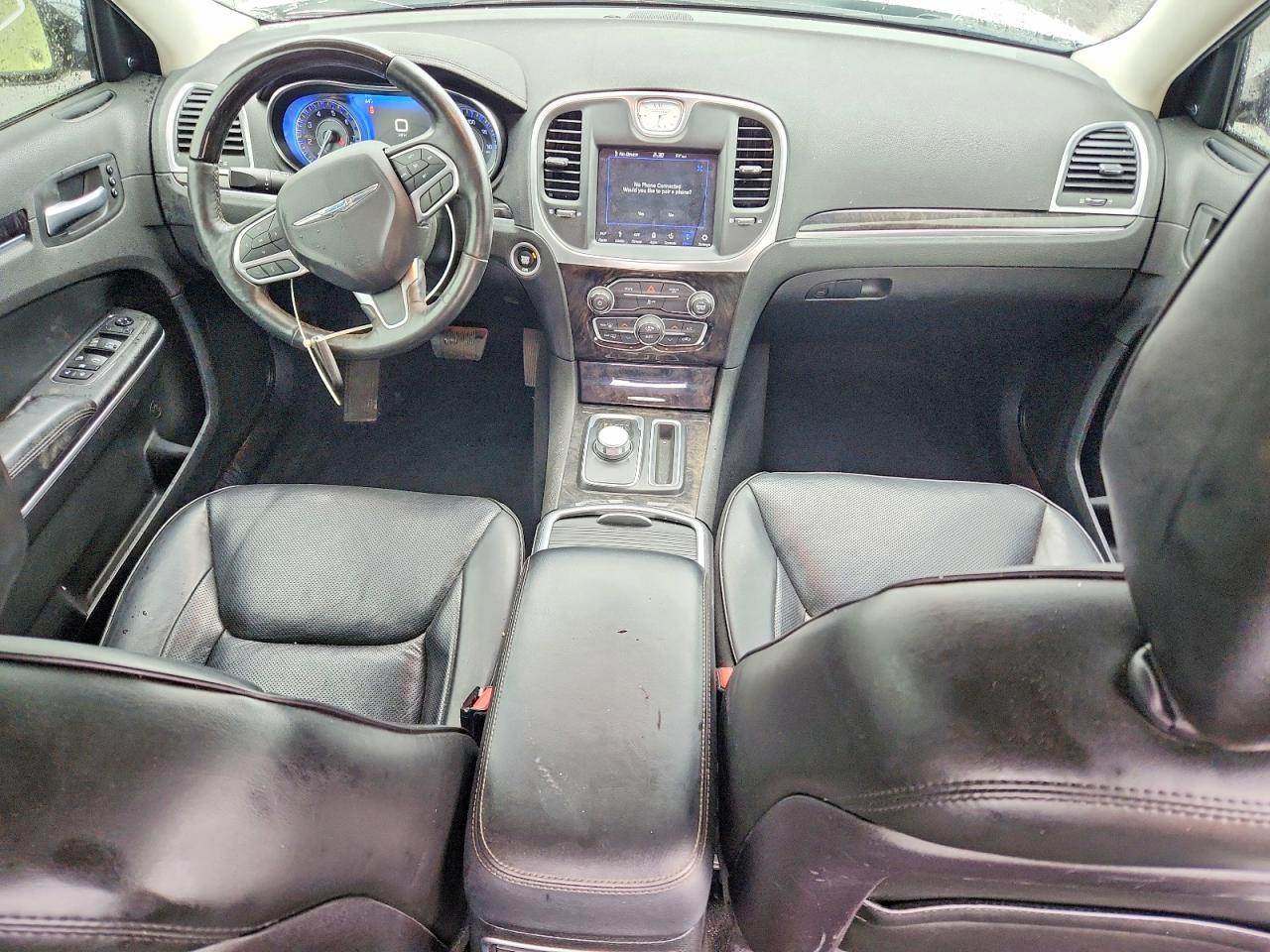 2019 CHRYSLER 300