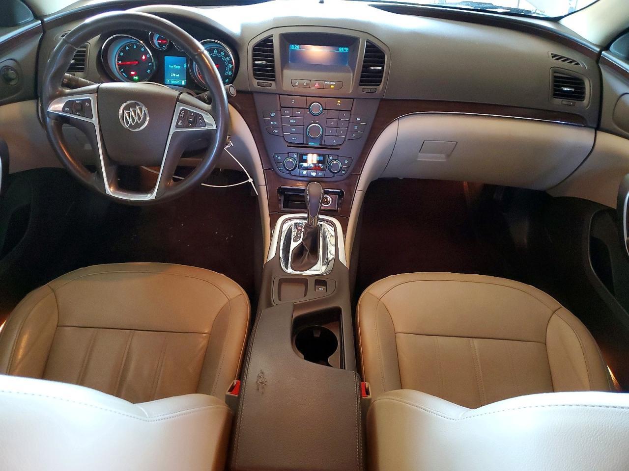 2011 BUICK Regal