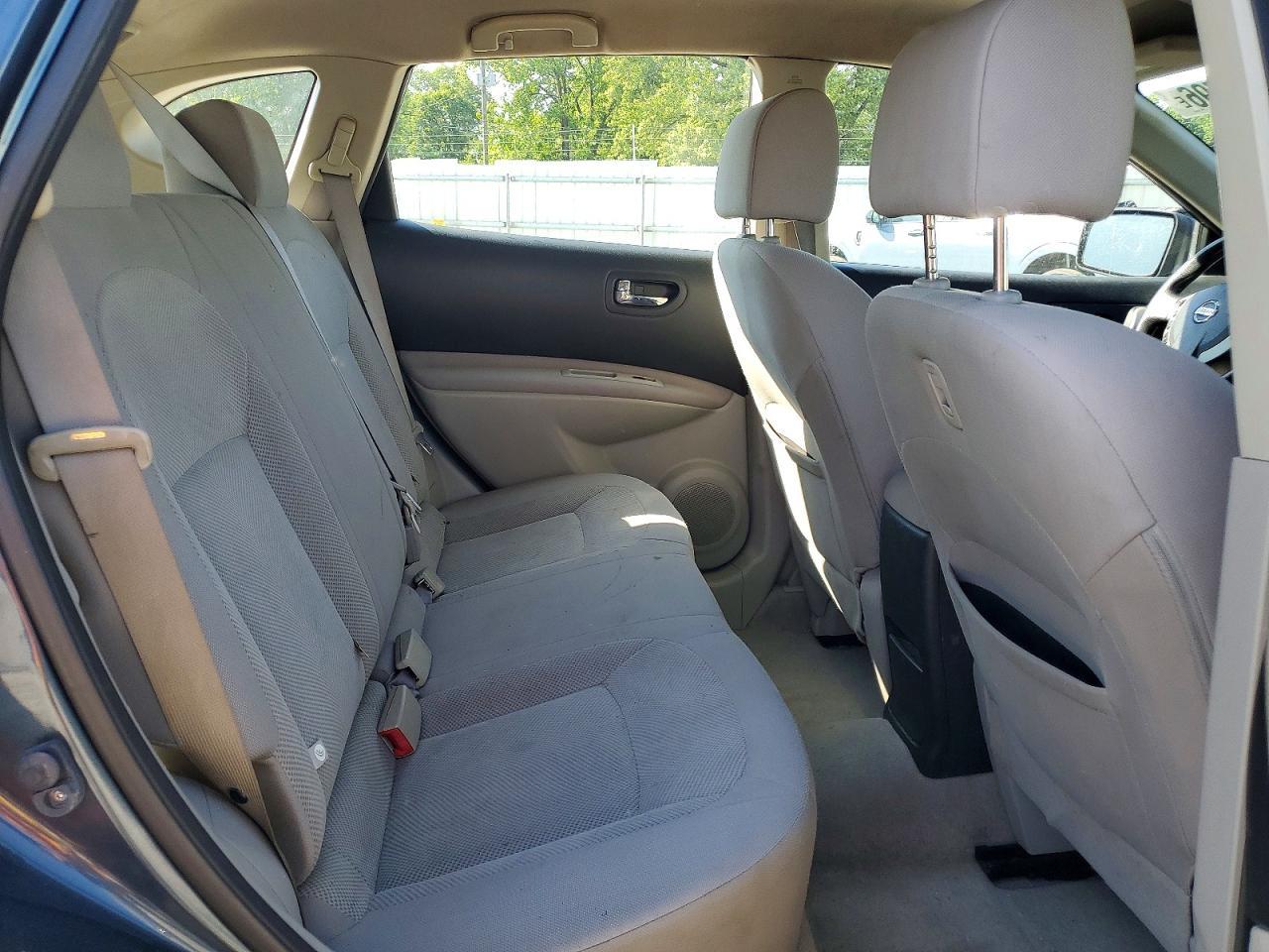 2014 NISSAN ROGUE