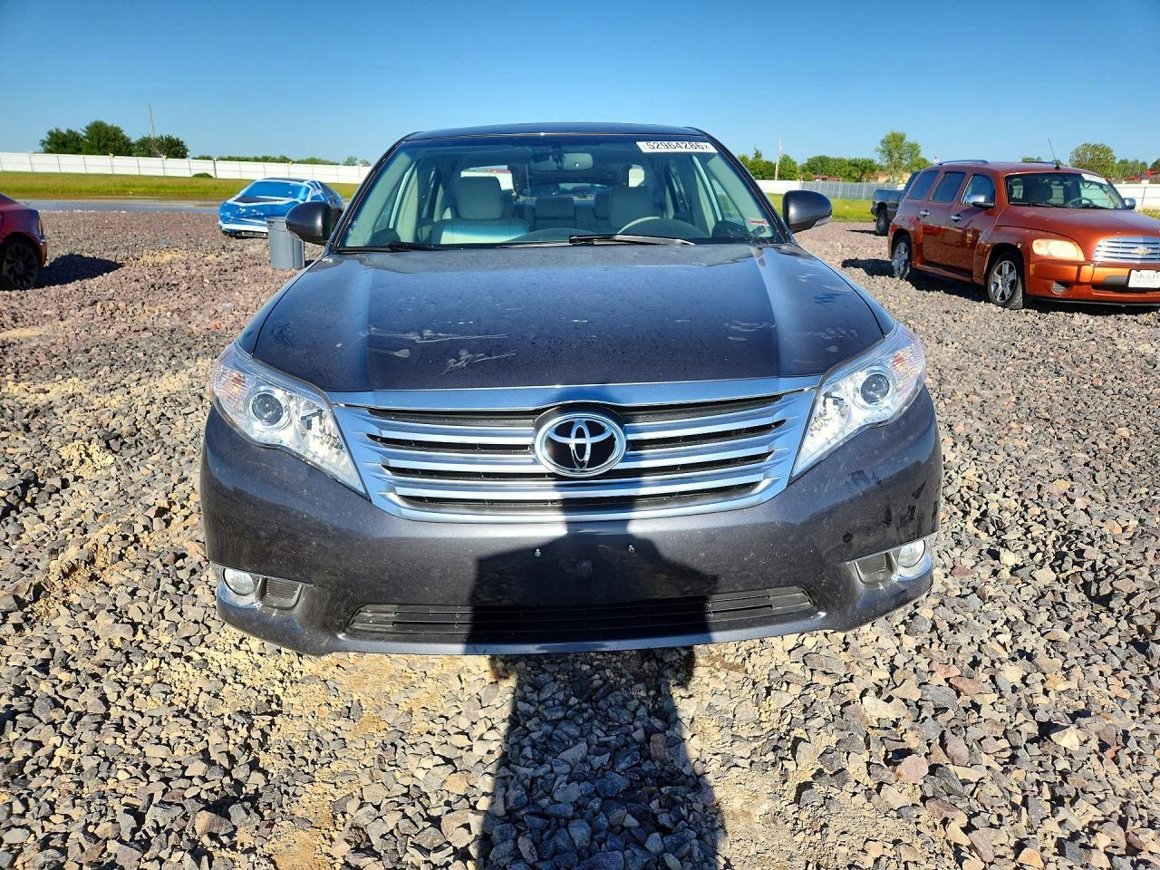 2012 TOYOTA Avalon