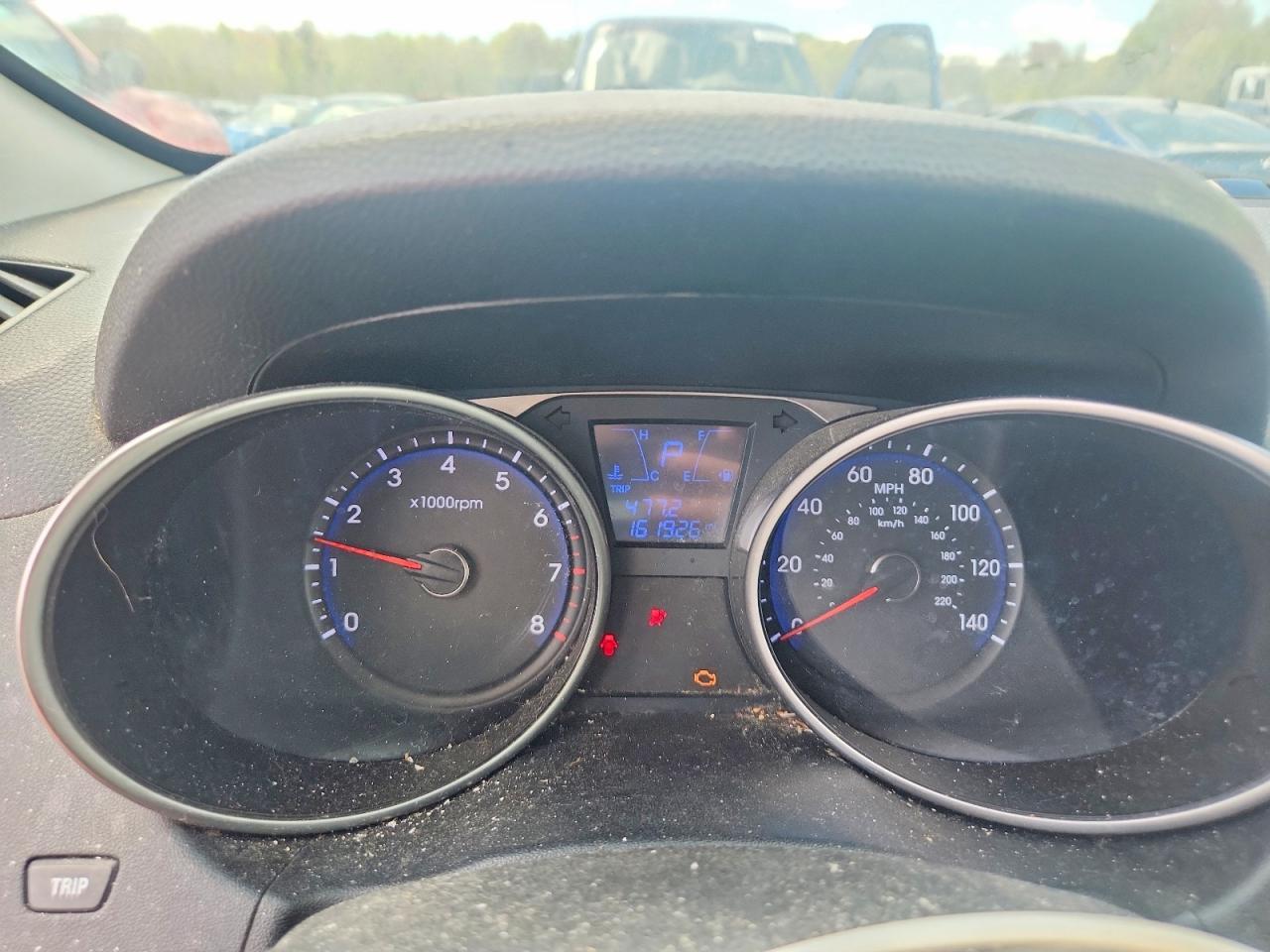 2011 HYUNDAI TUCSON