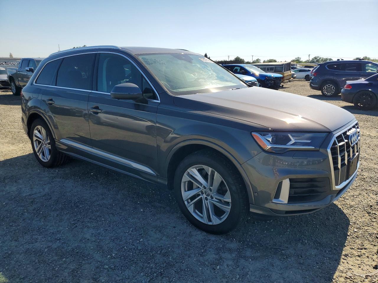 2020 AUDI Q7
