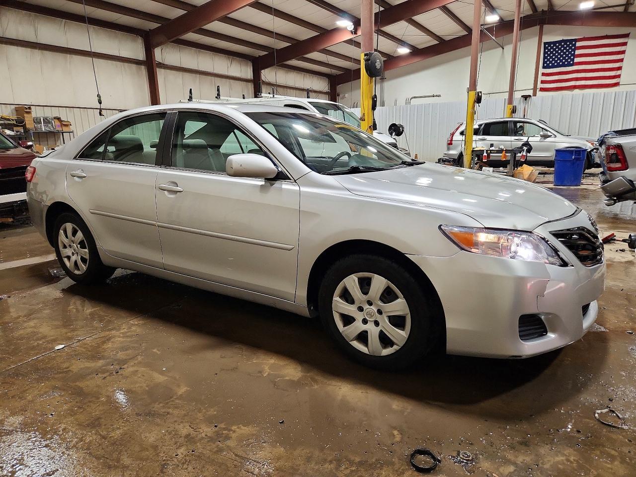 2011 TOYOTA CAMRY