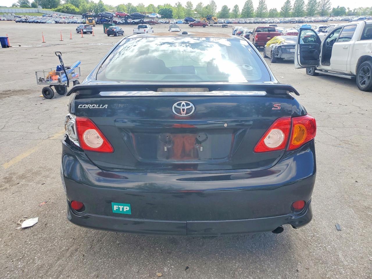 2010 TOYOTA COROLLA