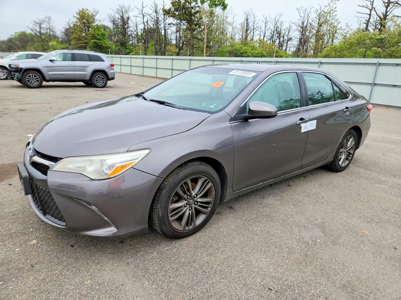 2016 TOYOTA CAMRY