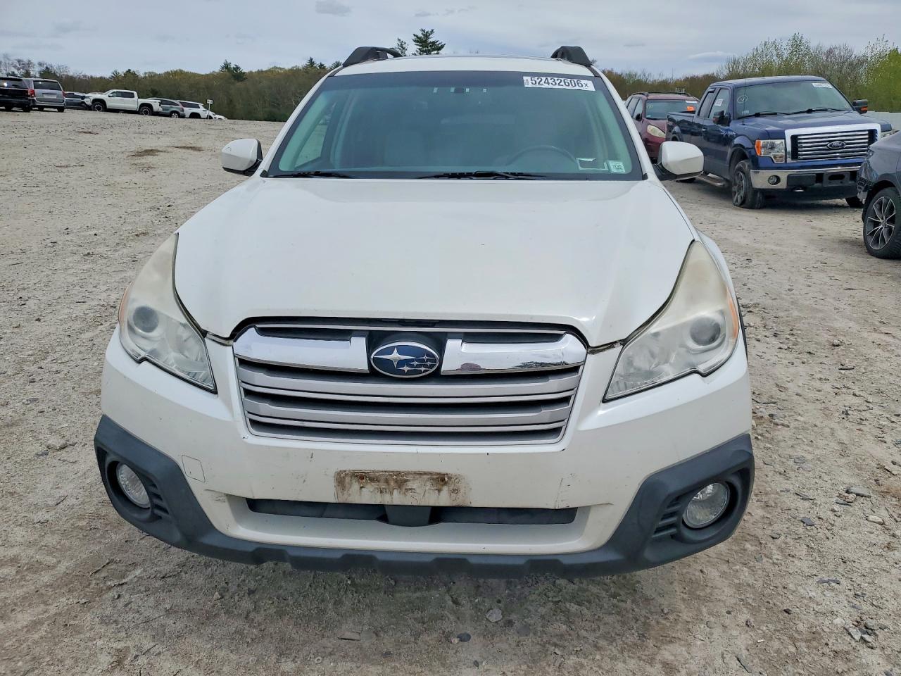2013 SUBARU Outback