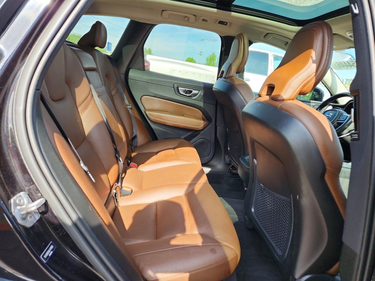 2020 VOLVO XC60