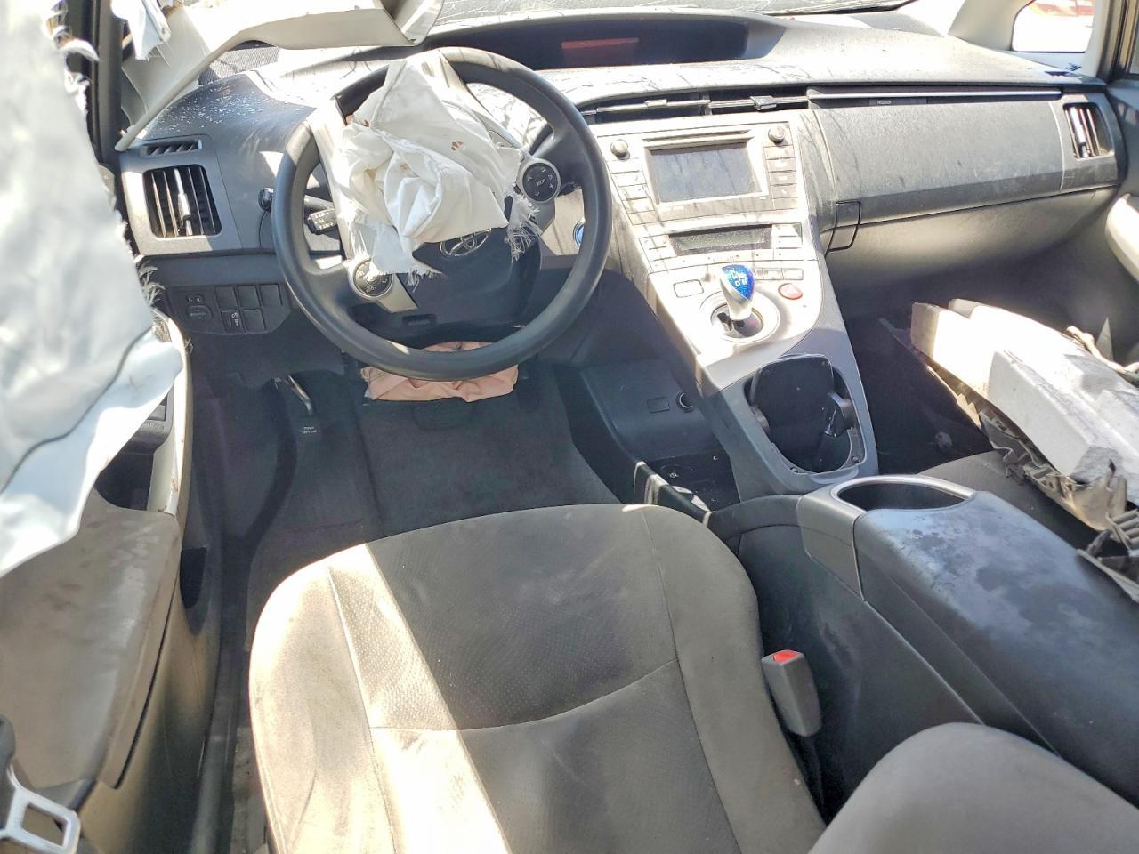2014 TOYOTA PRIUS