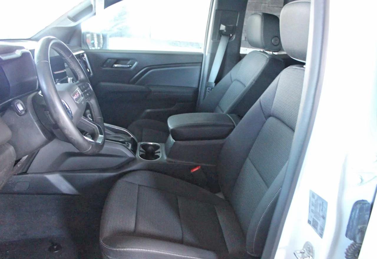2024 GMC CANYON