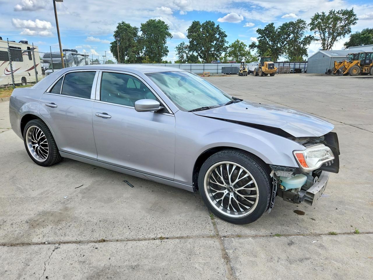 2014 CHRYSLER 300