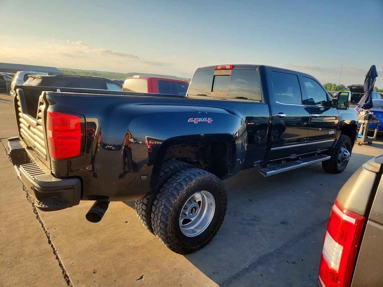 2016 CHEVROLET Silverado 3500