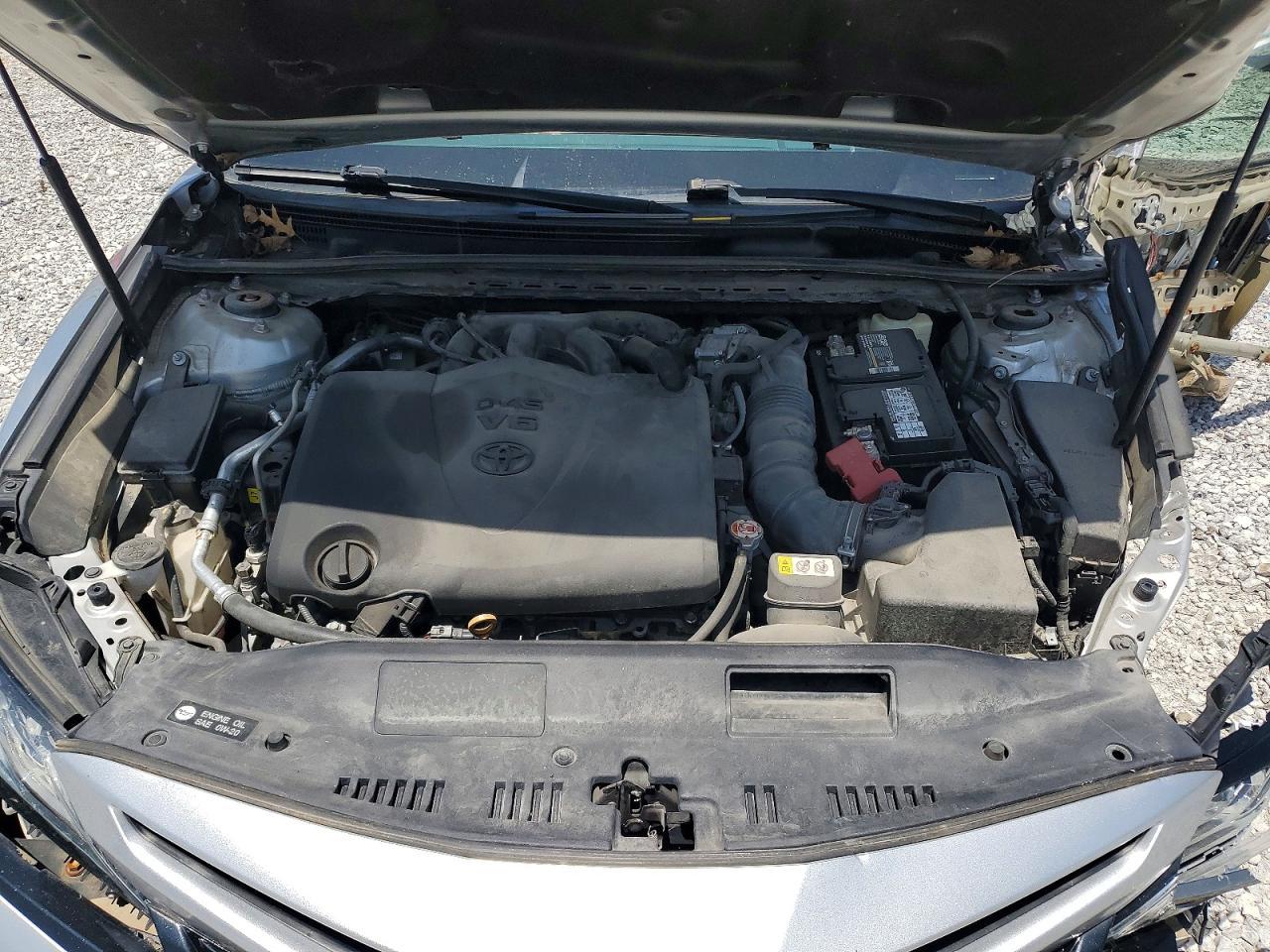 2018 TOYOTA CAMRY