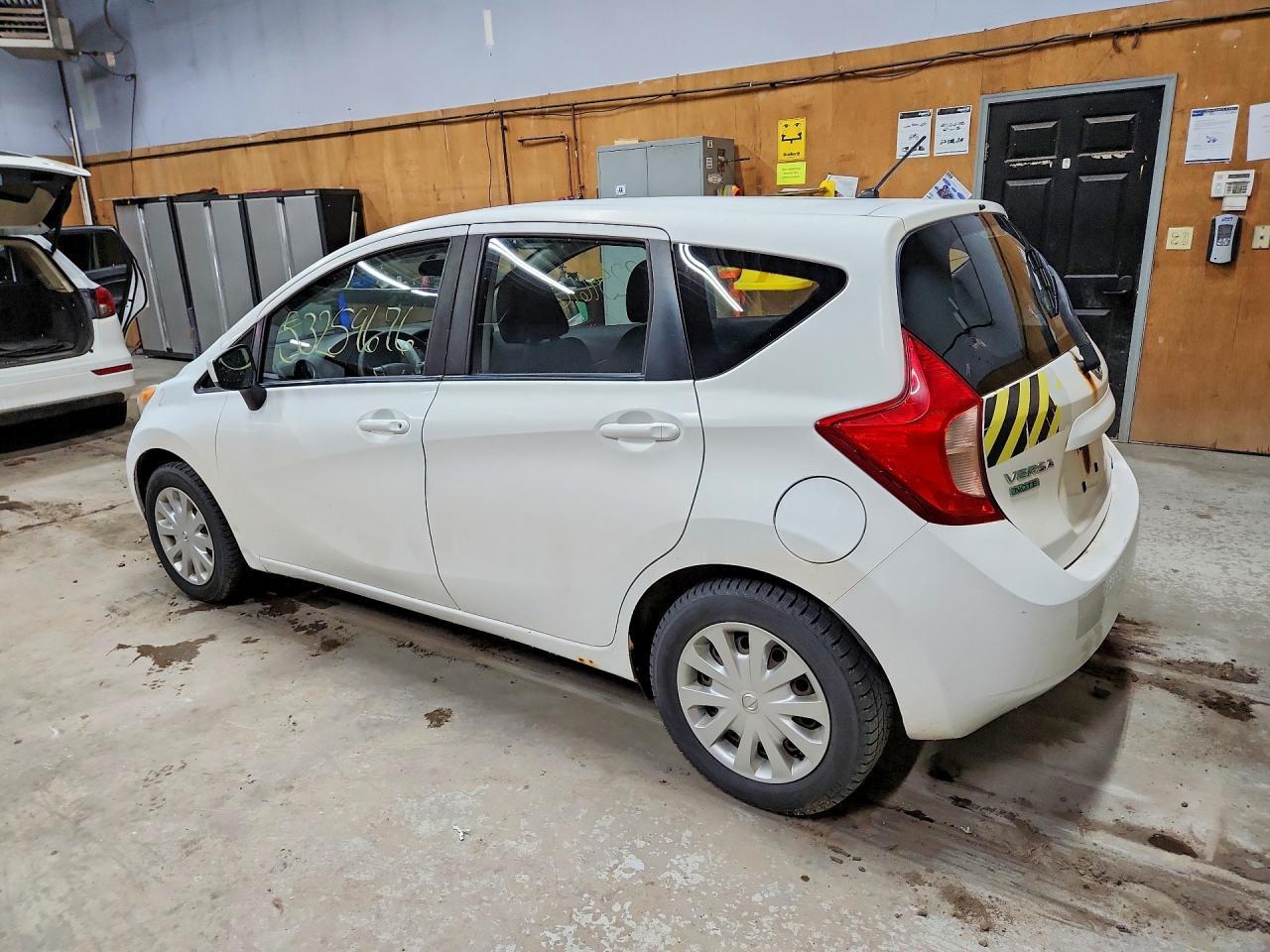 2016 NISSAN Versa Note