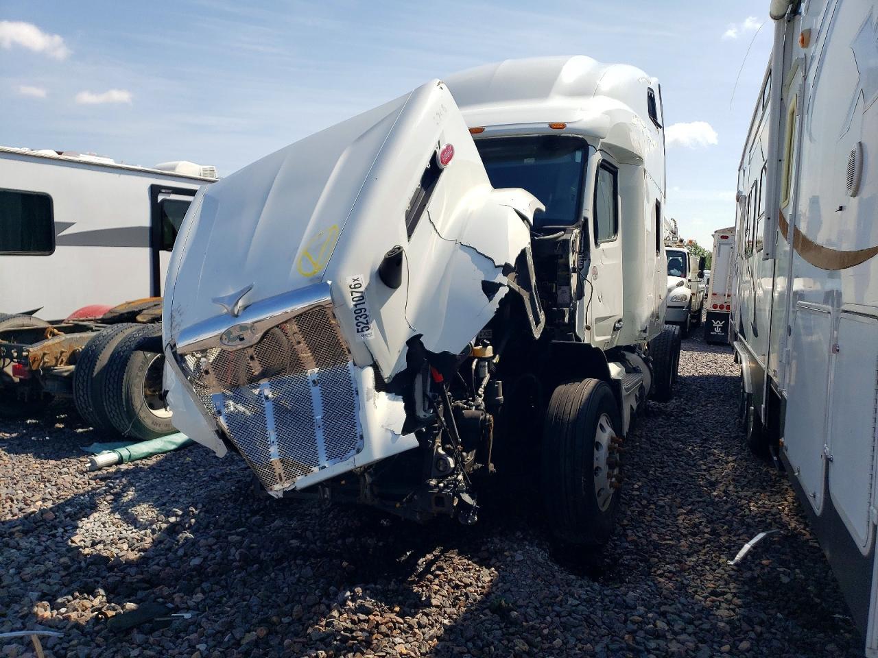 2023 PETERBILT 579