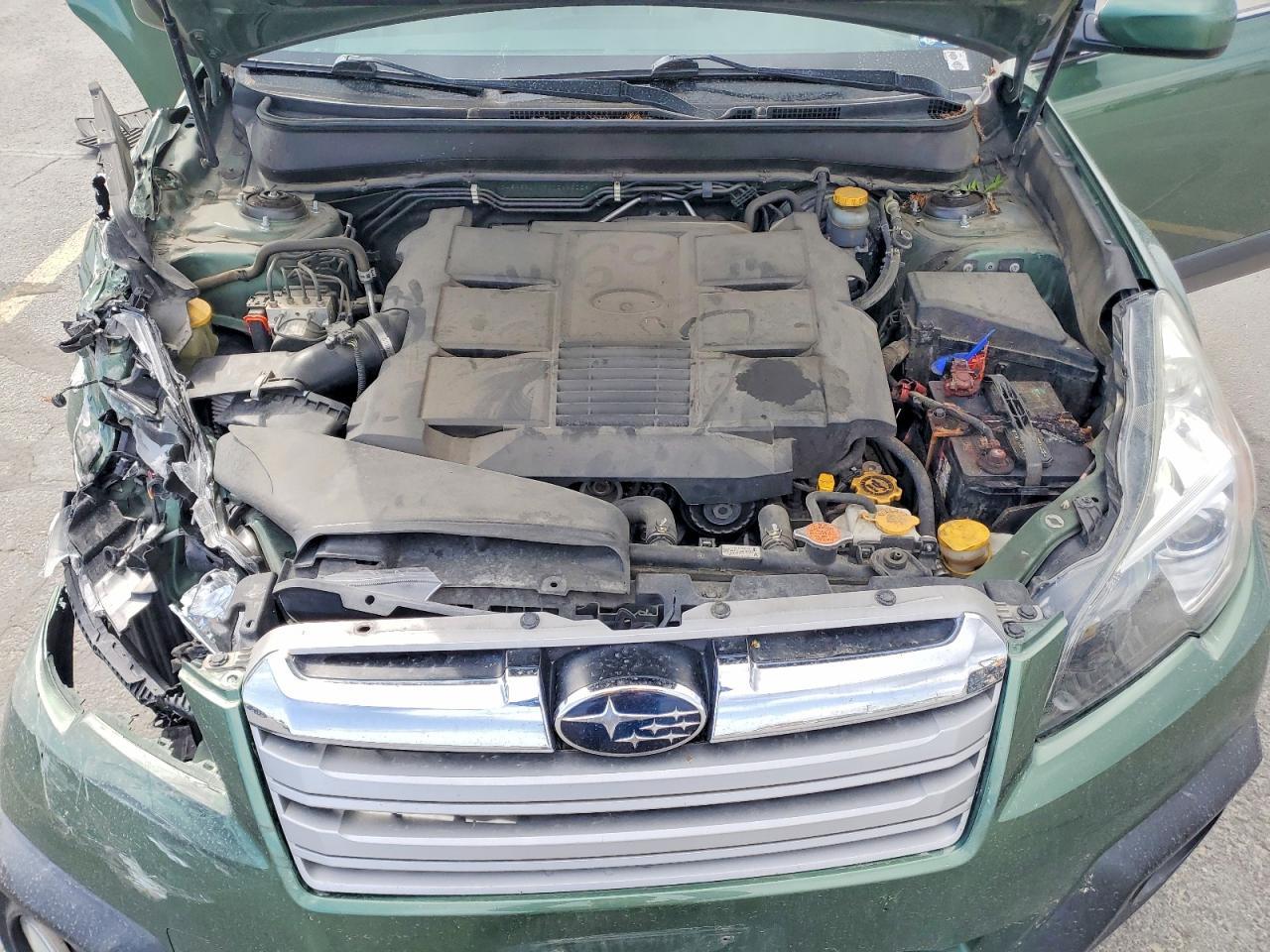 2013 SUBARU Outback