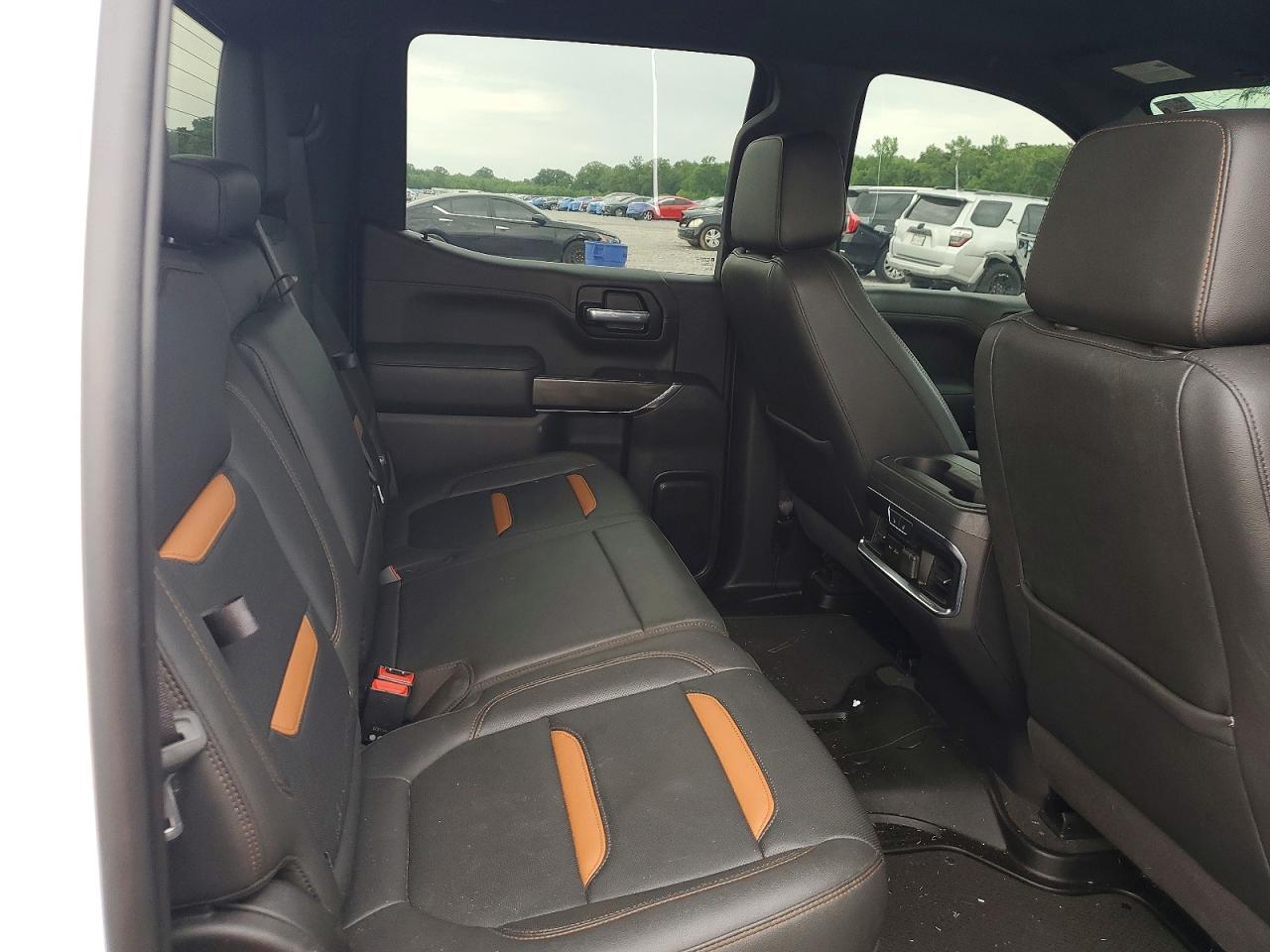 2021 GMC Sierra
