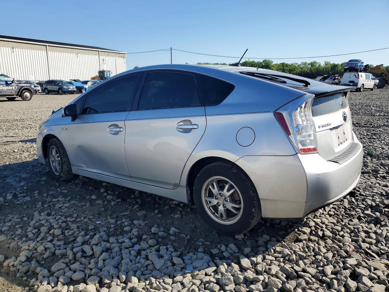 2011 TOYOTA PRIUS