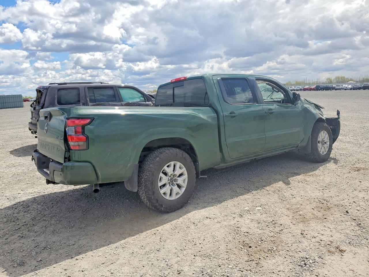 2023 NISSAN Frontier