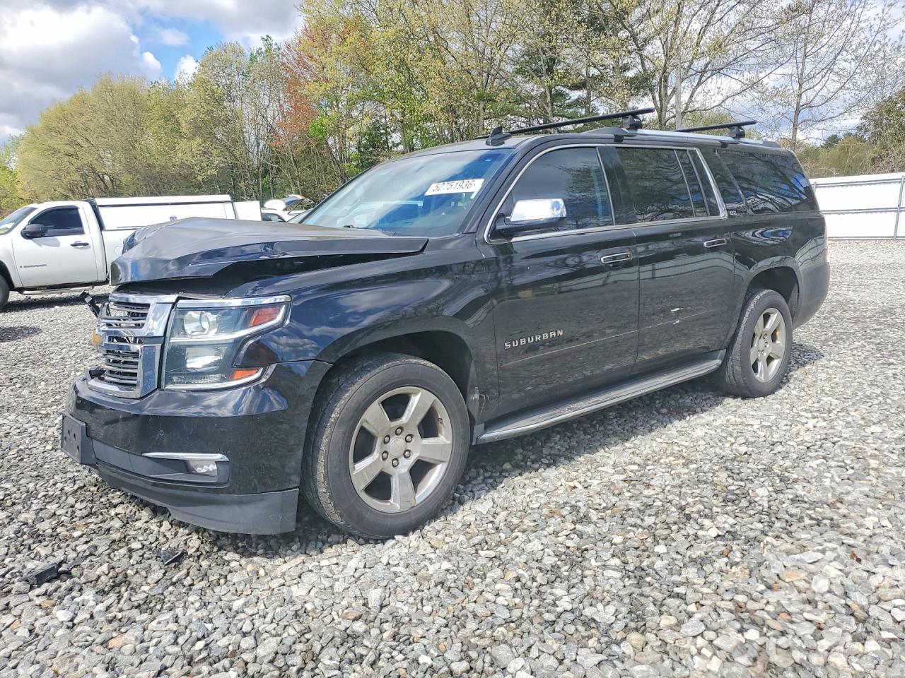 2016 CHEVROLET Suburban