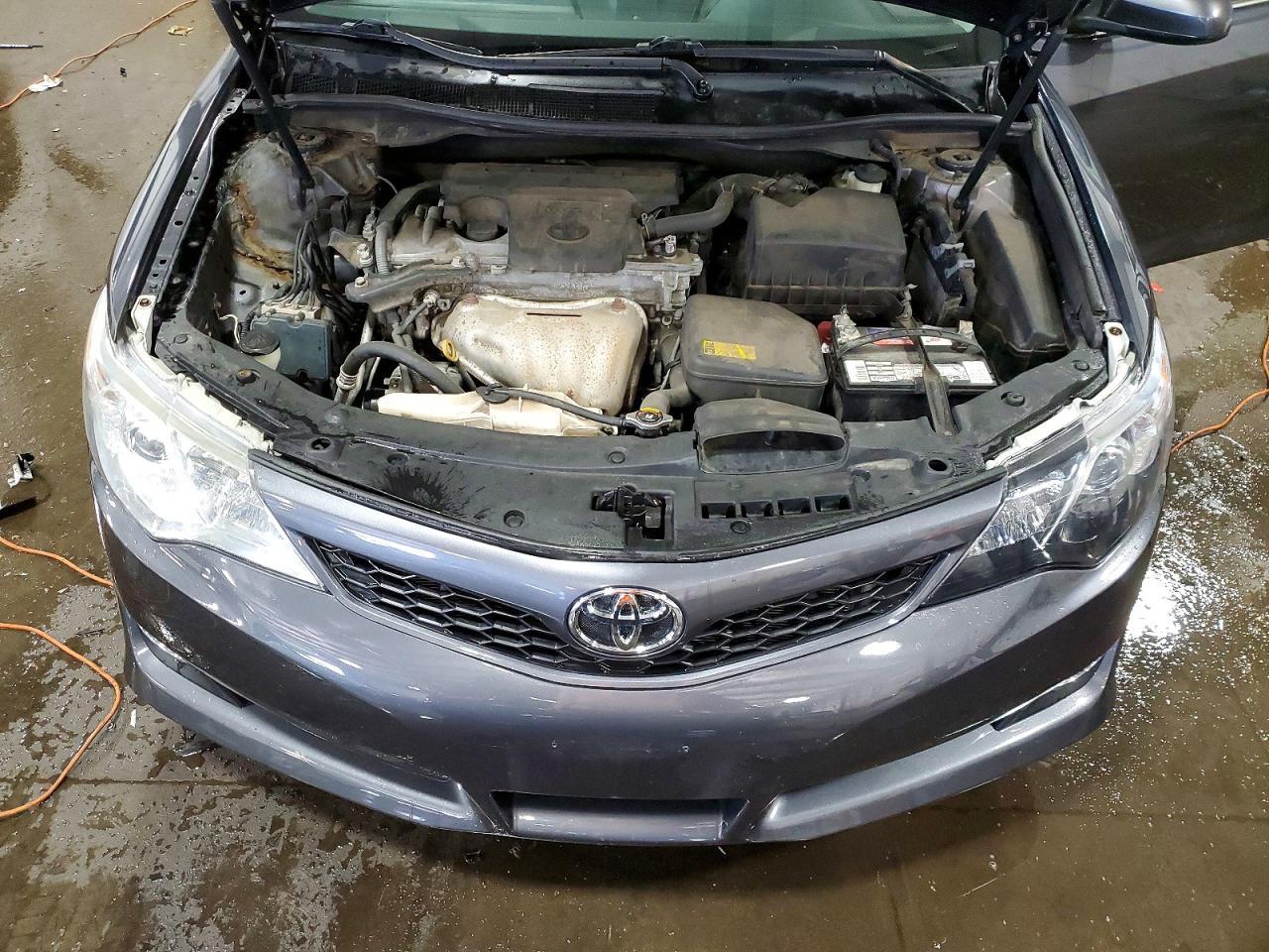 2013 TOYOTA CAMRY