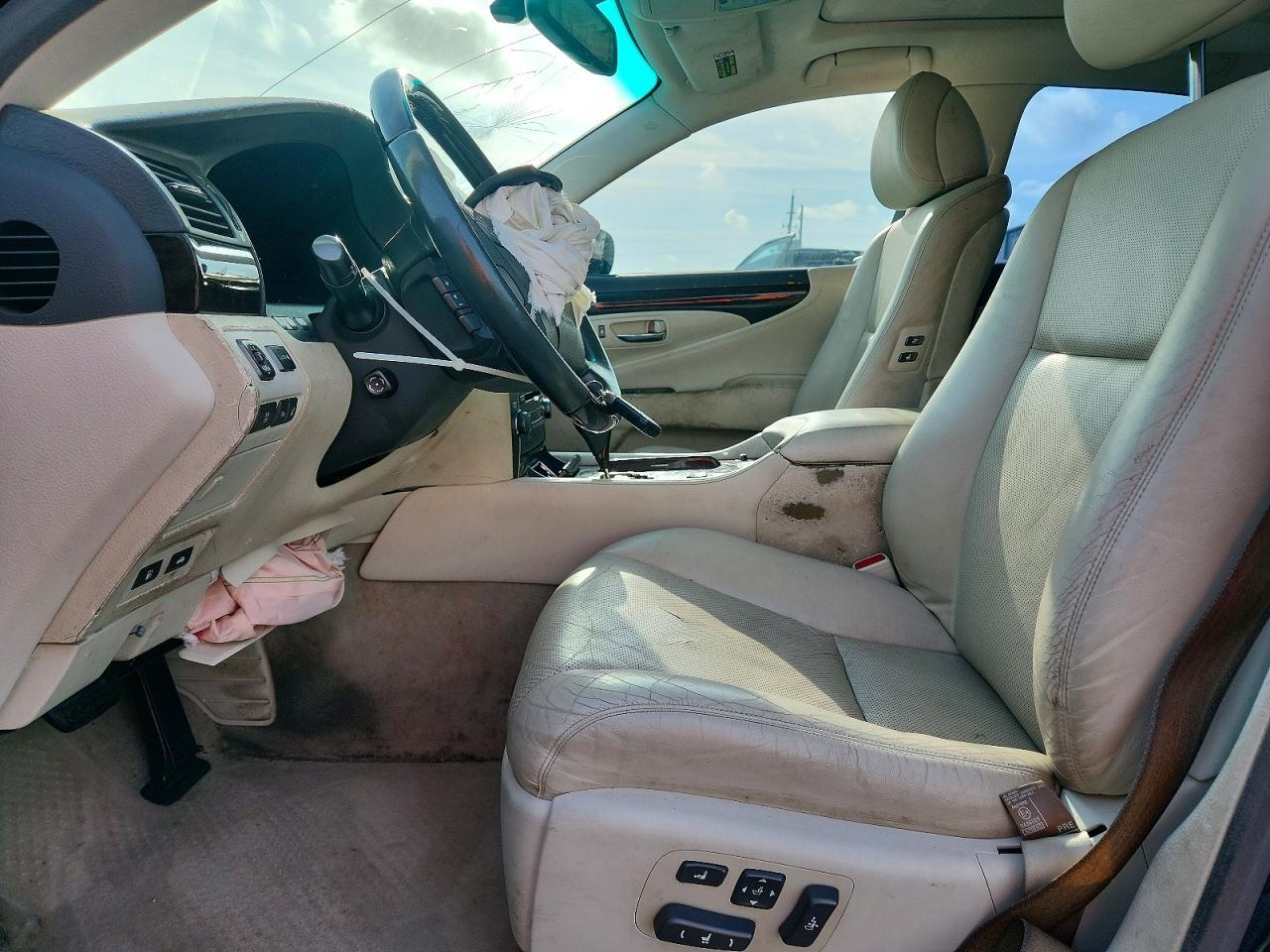 2007 LEXUS LS 460