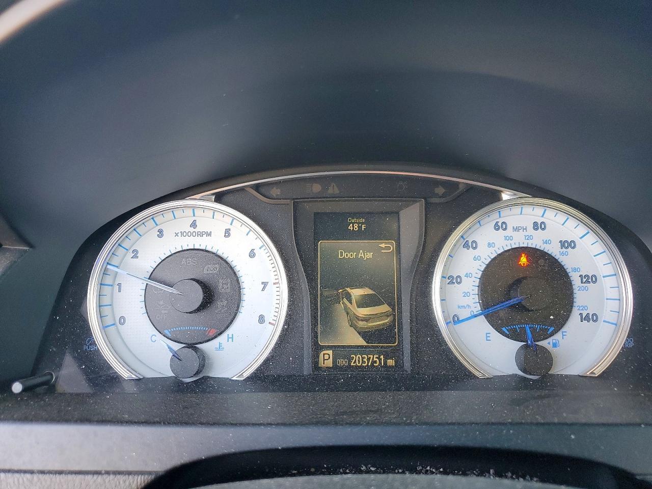 2016 TOYOTA CAMRY