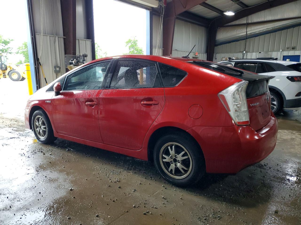 2011 TOYOTA PRIUS