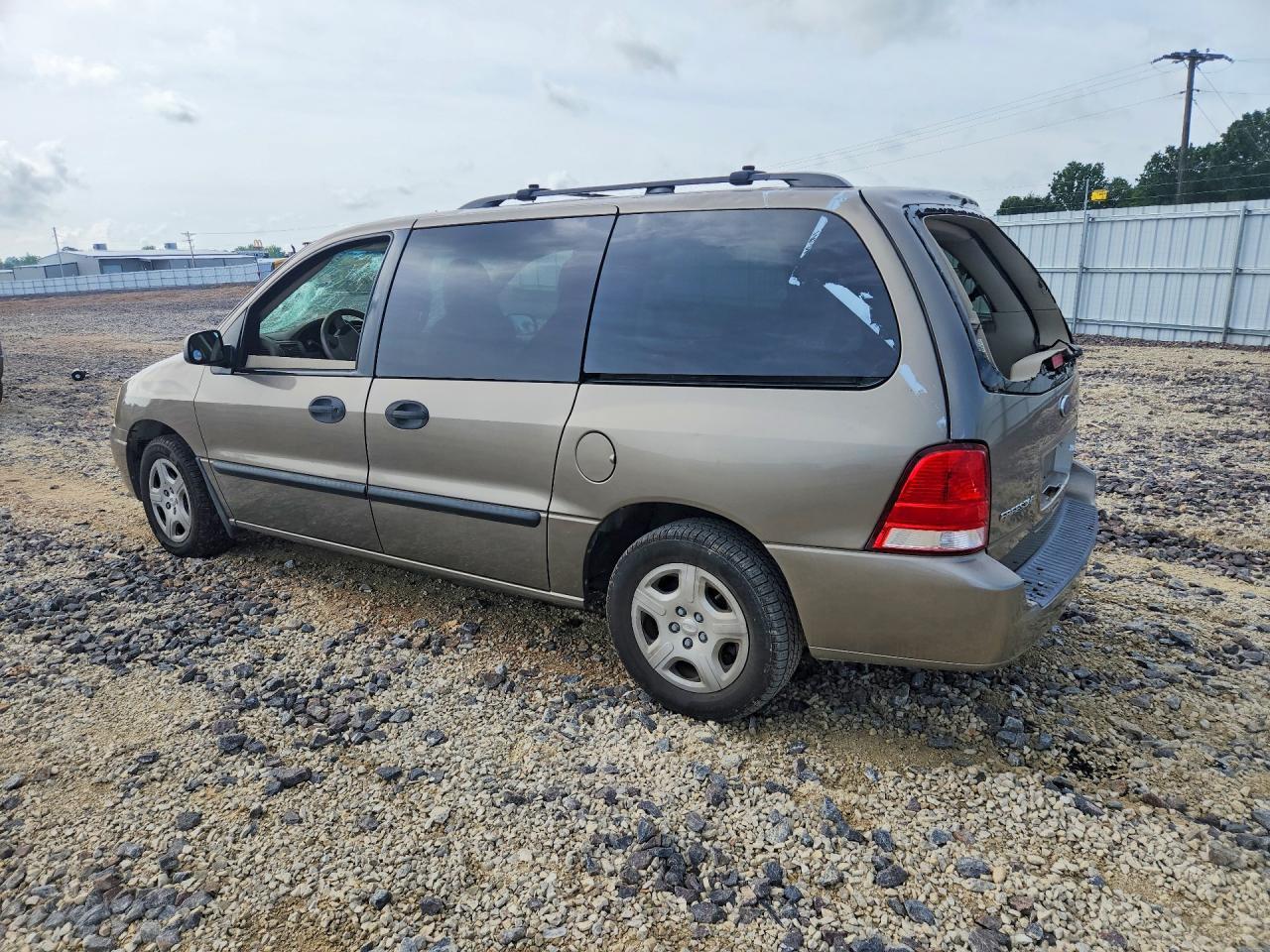 2005 FORD Freestar