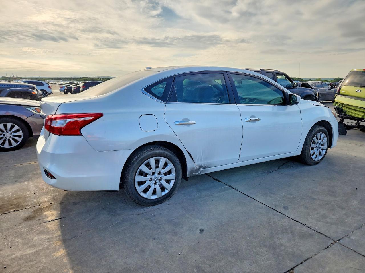 2016 NISSAN SENTRA