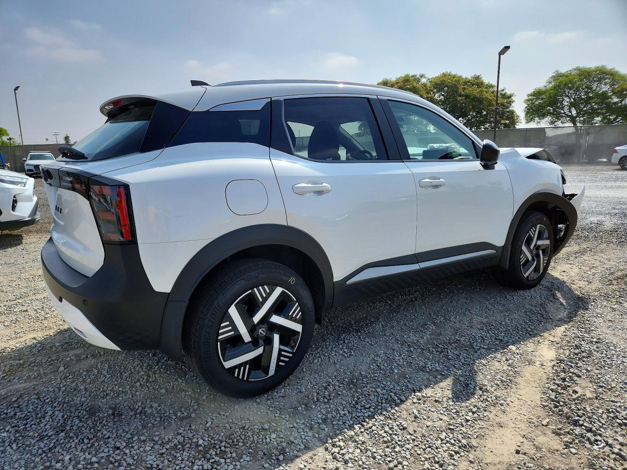 2026 NISSAN KICKS
