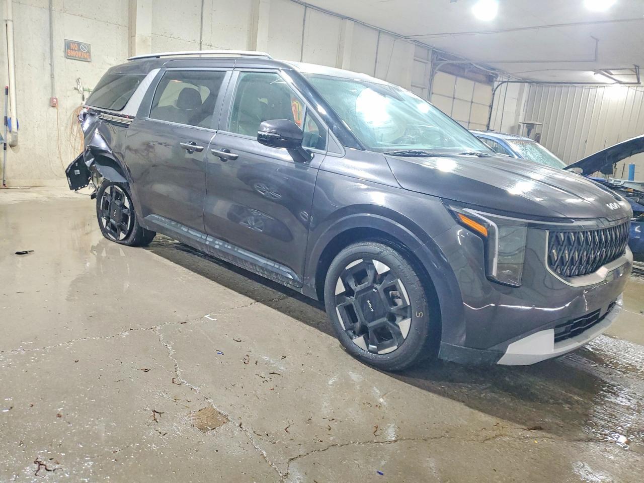 2025 KIA Carnival