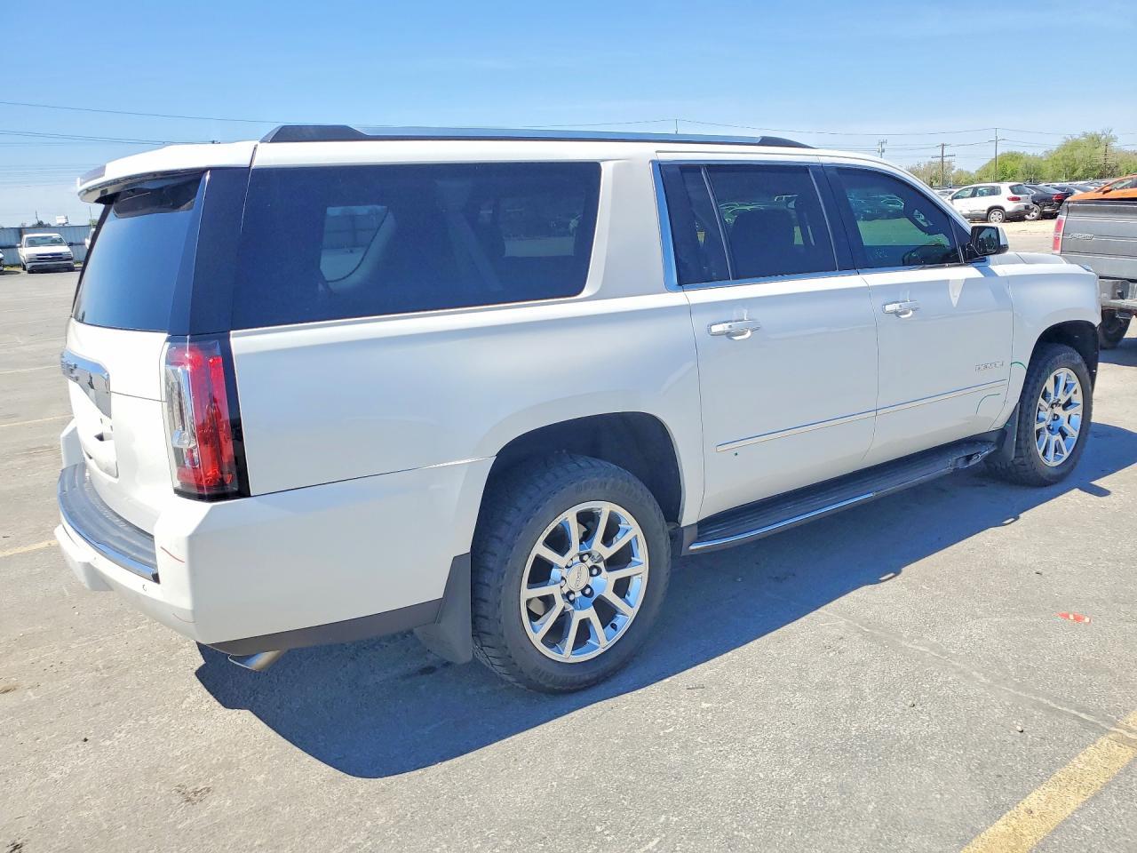 2016 GMC Yukon XL