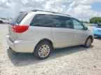 2009 TOYOTA SIENNA