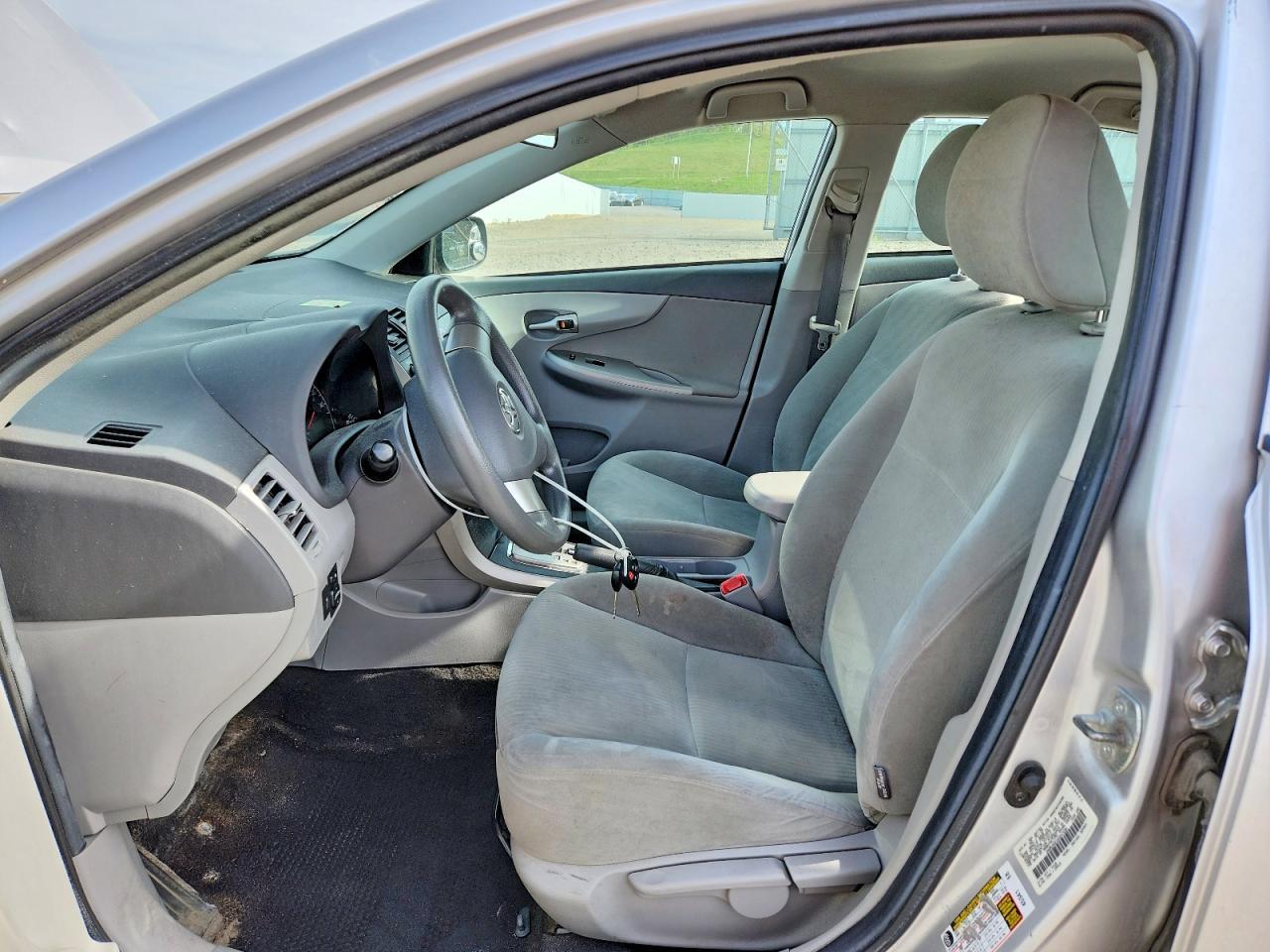 2010 TOYOTA COROLLA
