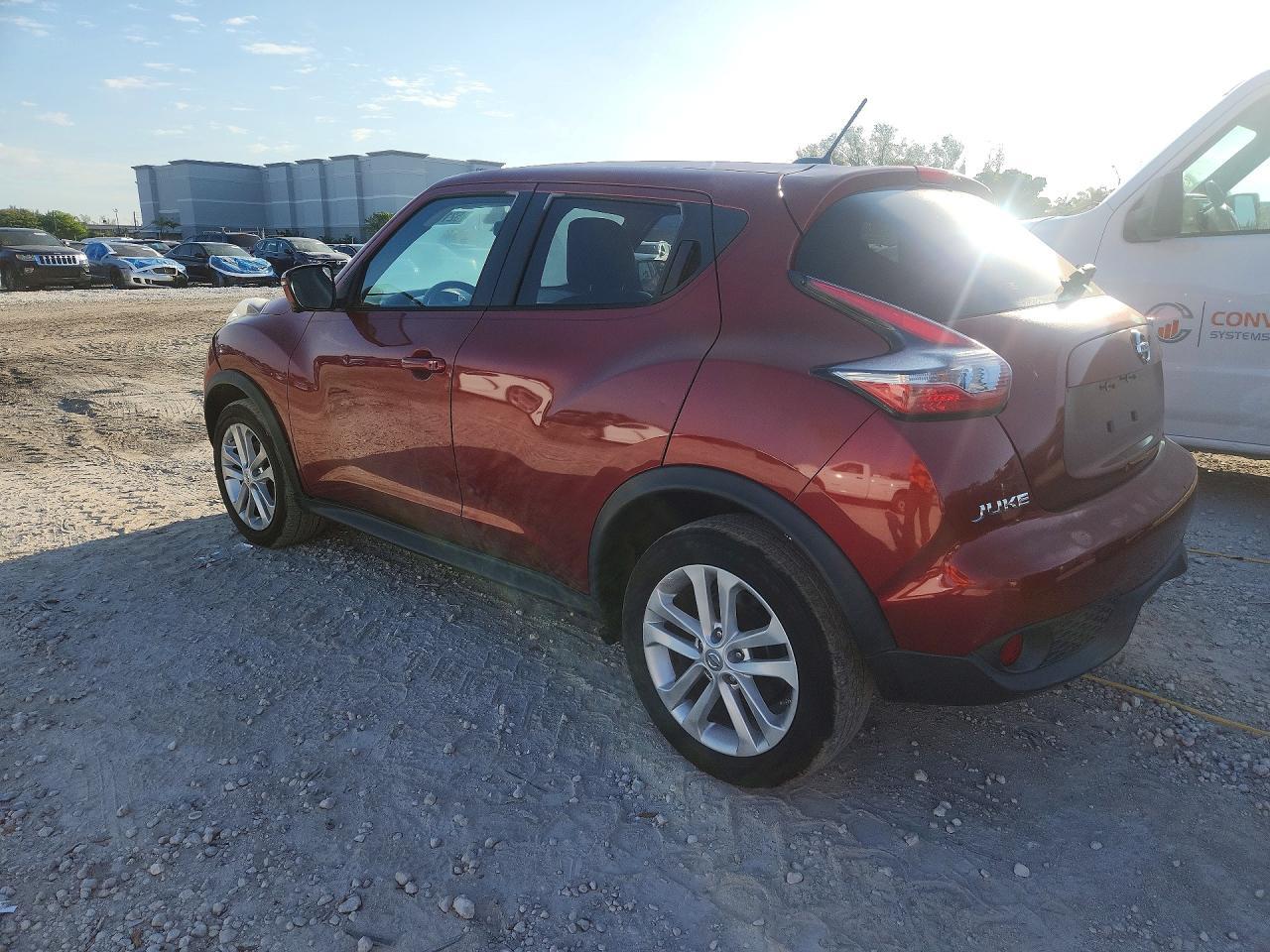 2015 NISSAN Juke