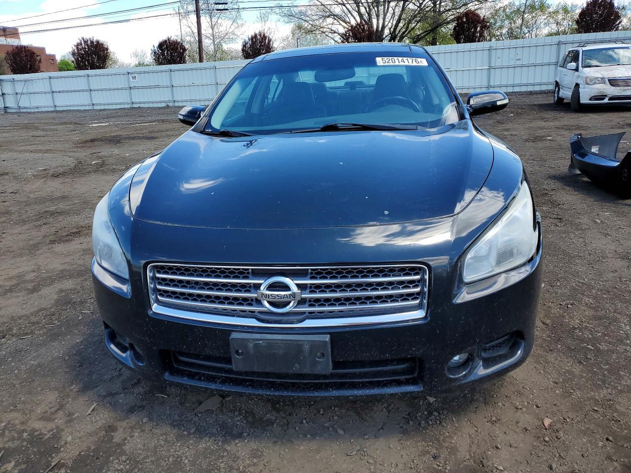 2010 NISSAN Maxima