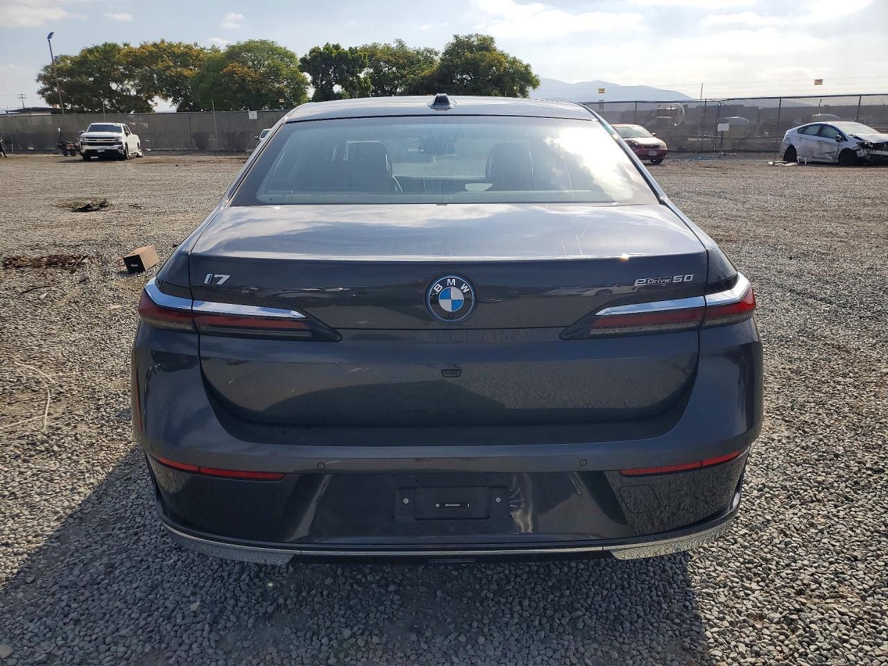 2024 BMW i7