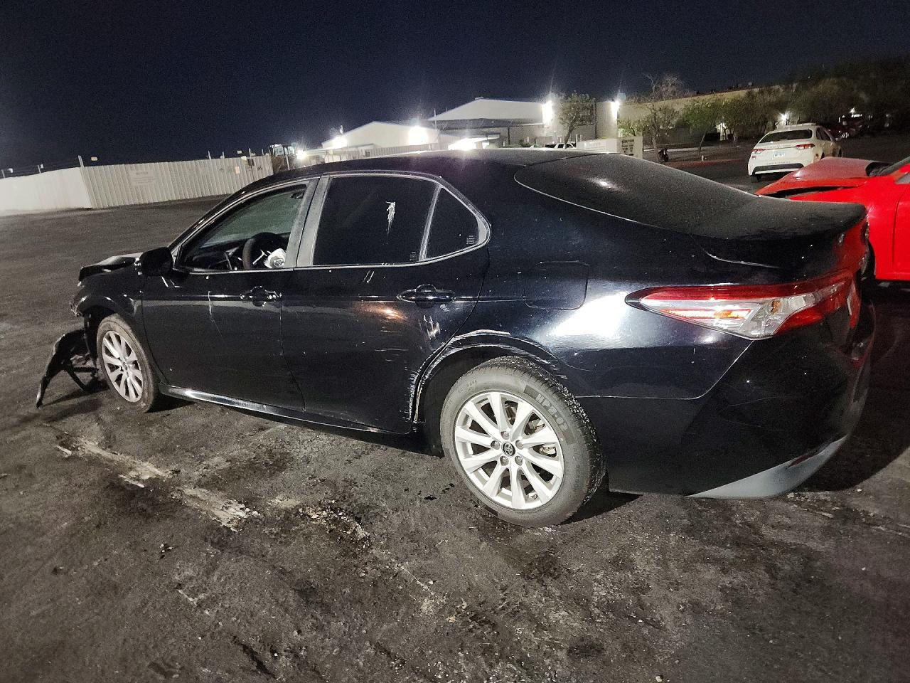 2018 TOYOTA CAMRY