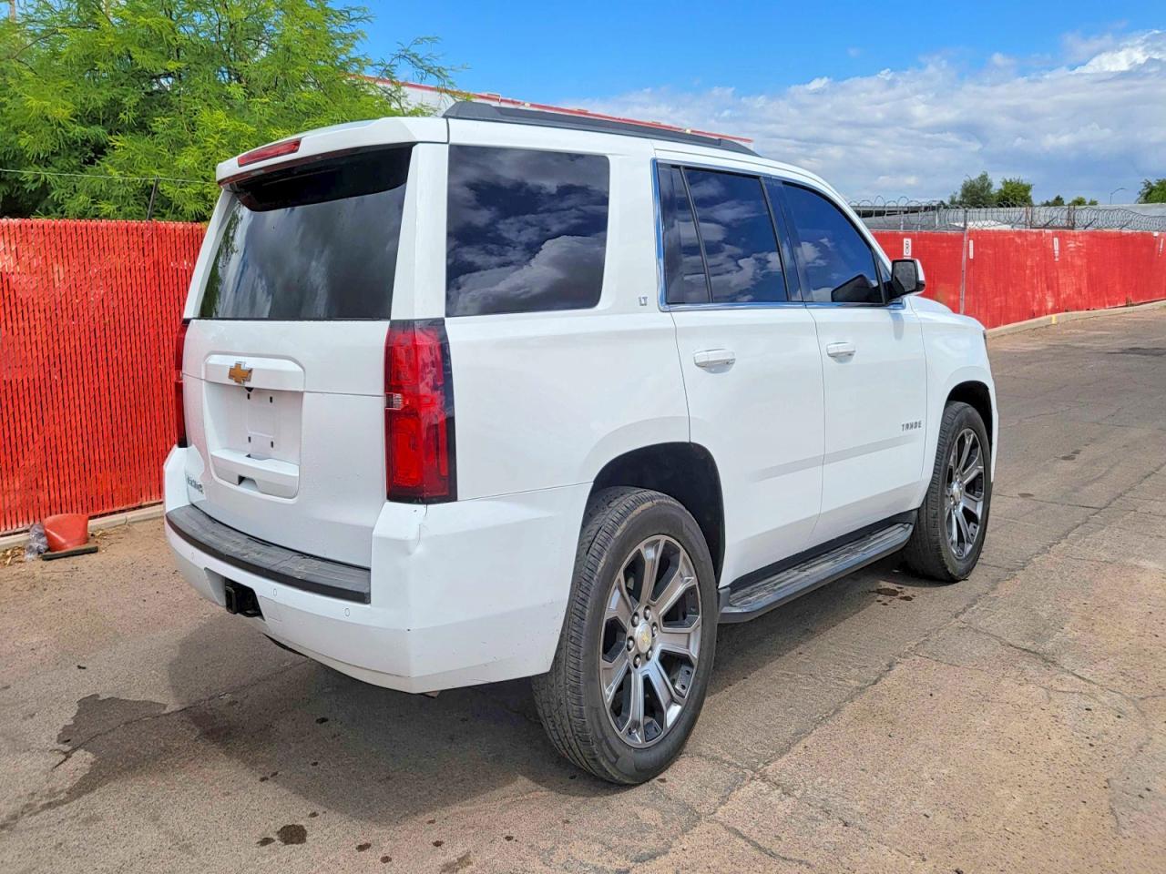 2016 CHEVROLET Tahoe