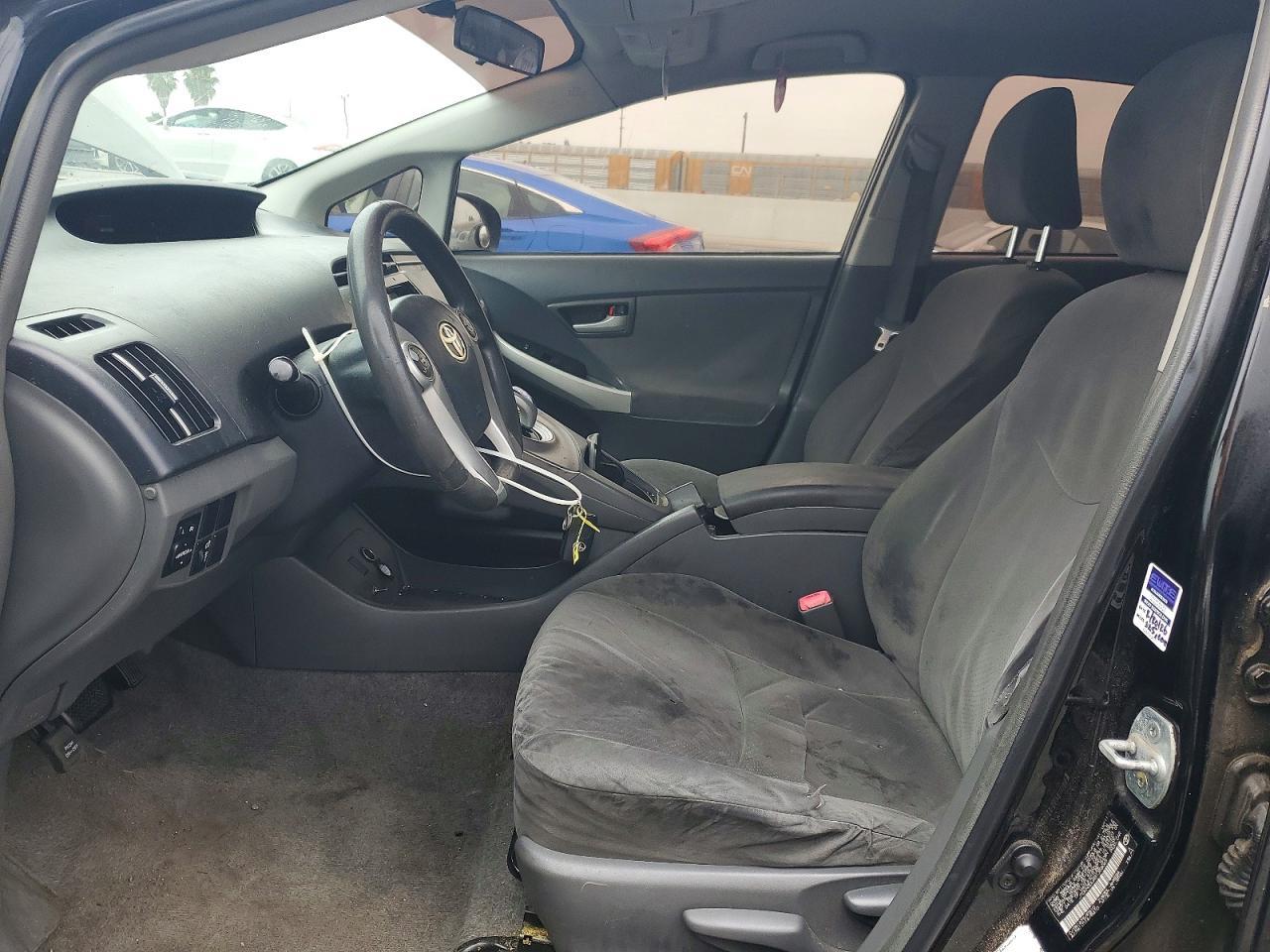 2011 TOYOTA PRIUS