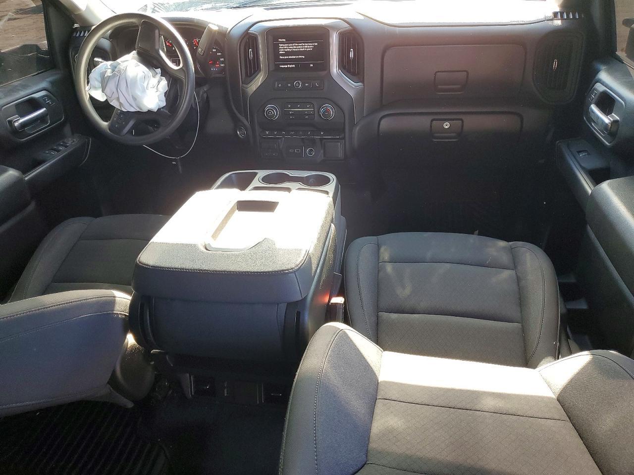 2025 CHEVROLET Silverado