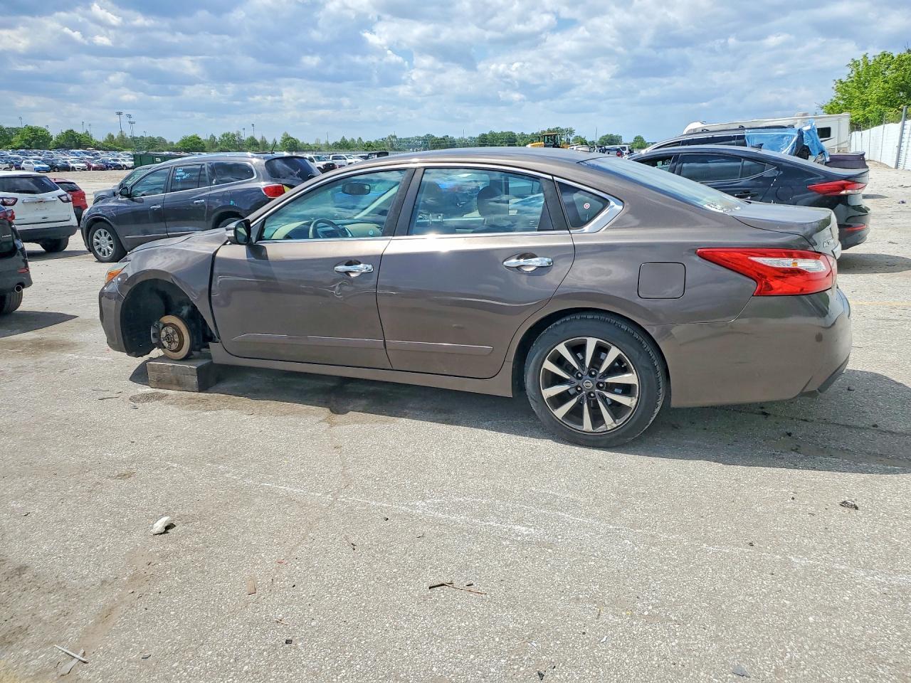 2016 NISSAN ALTIMA