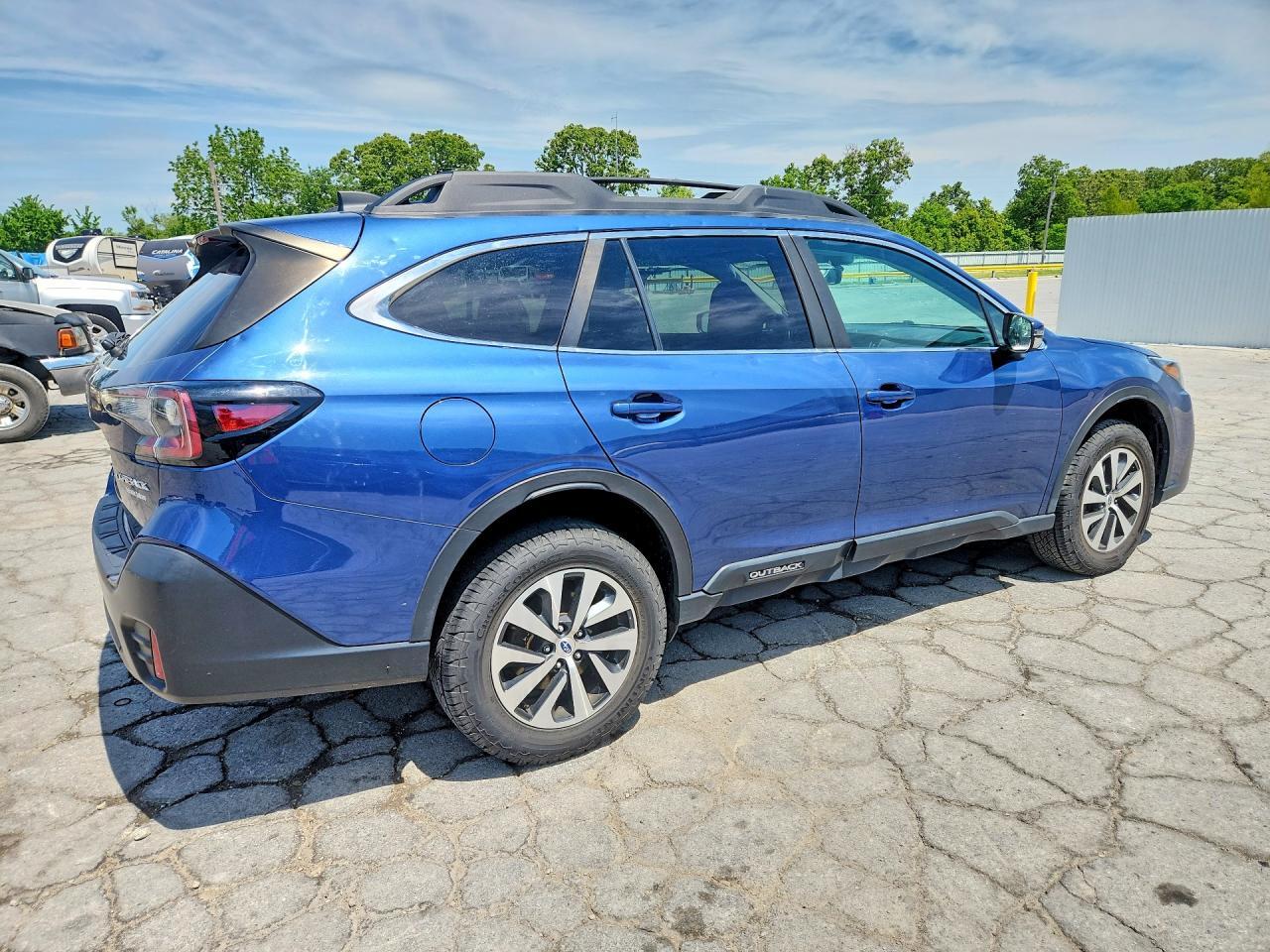 2021 SUBARU Outback